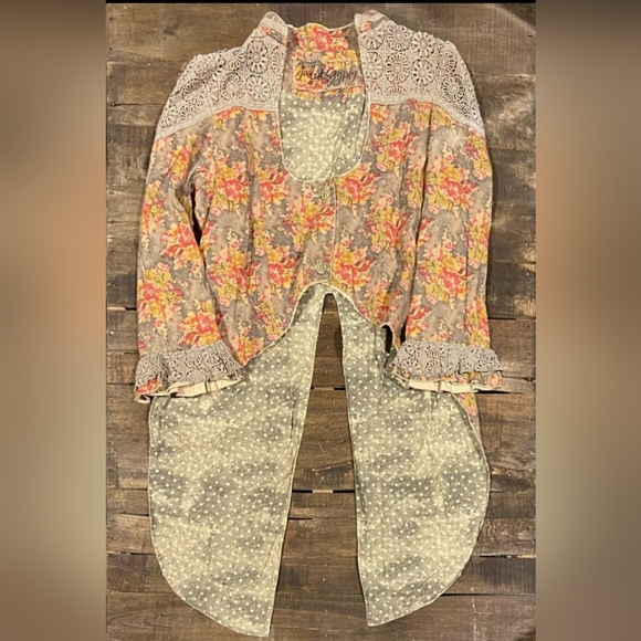 Circus Top Floral Jacket - Picture 1 of 4